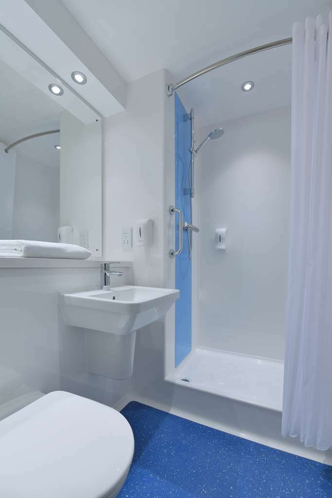 Travelodge Bracknell Central Номер фото